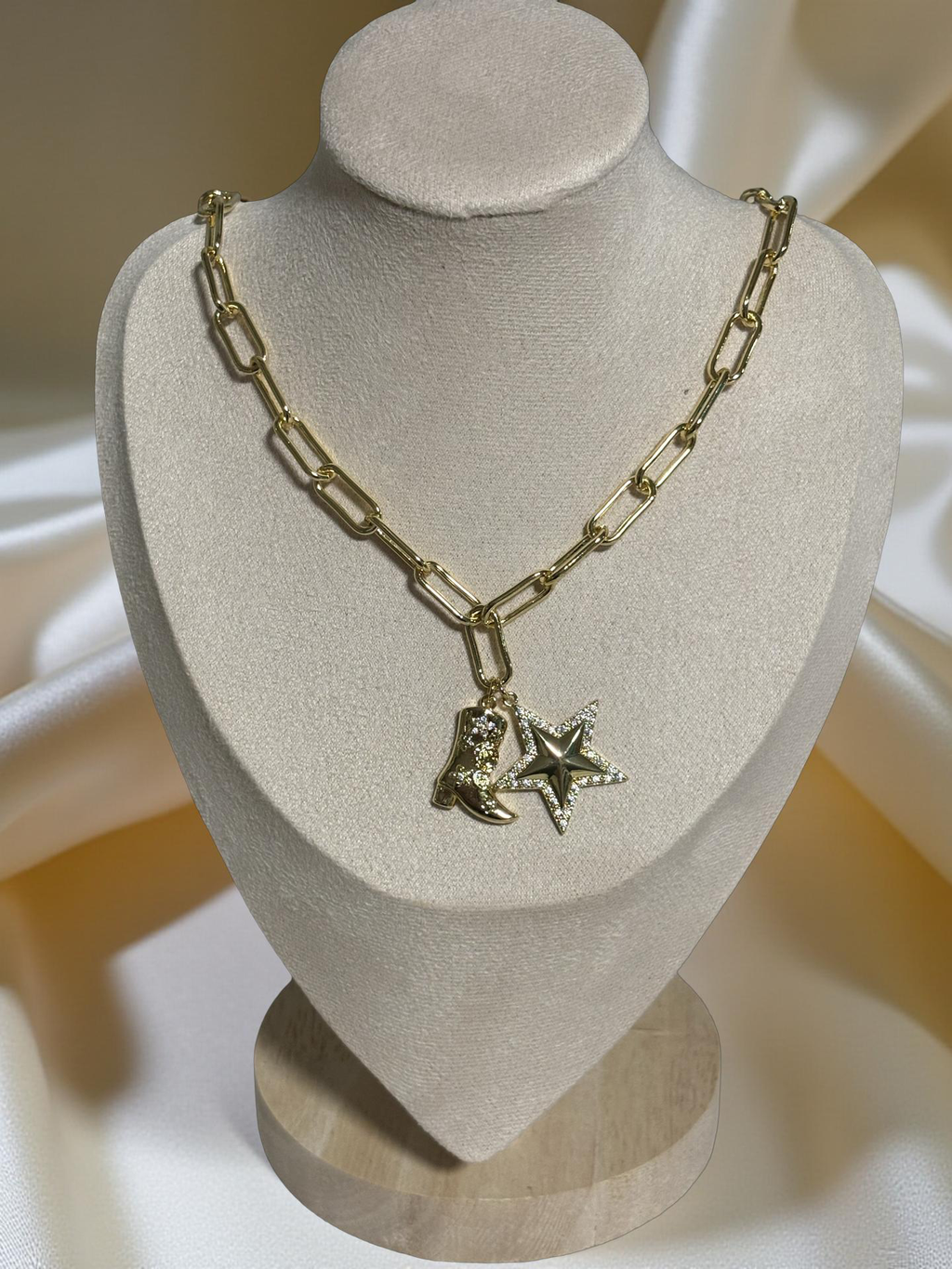 Camila Necklace