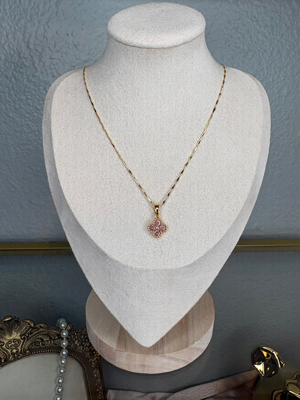 Annie Necklace