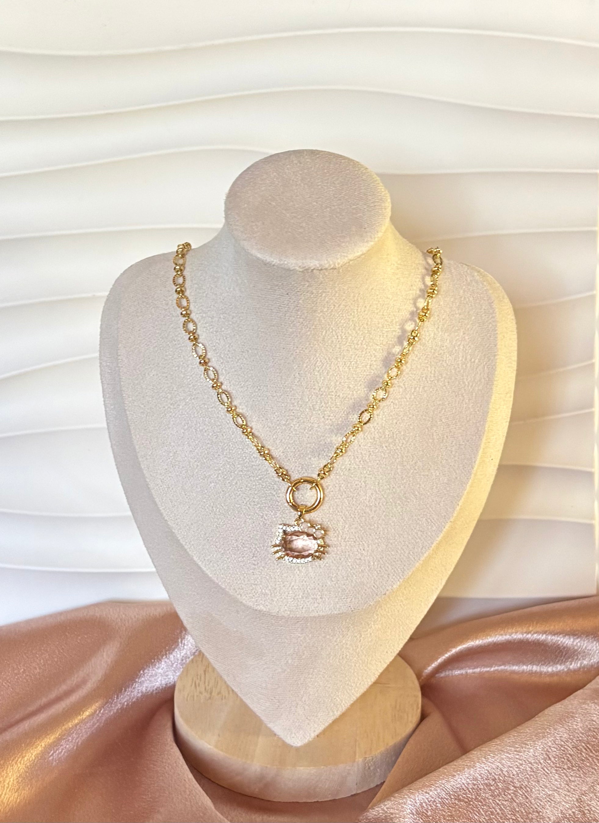 Kitty Necklace