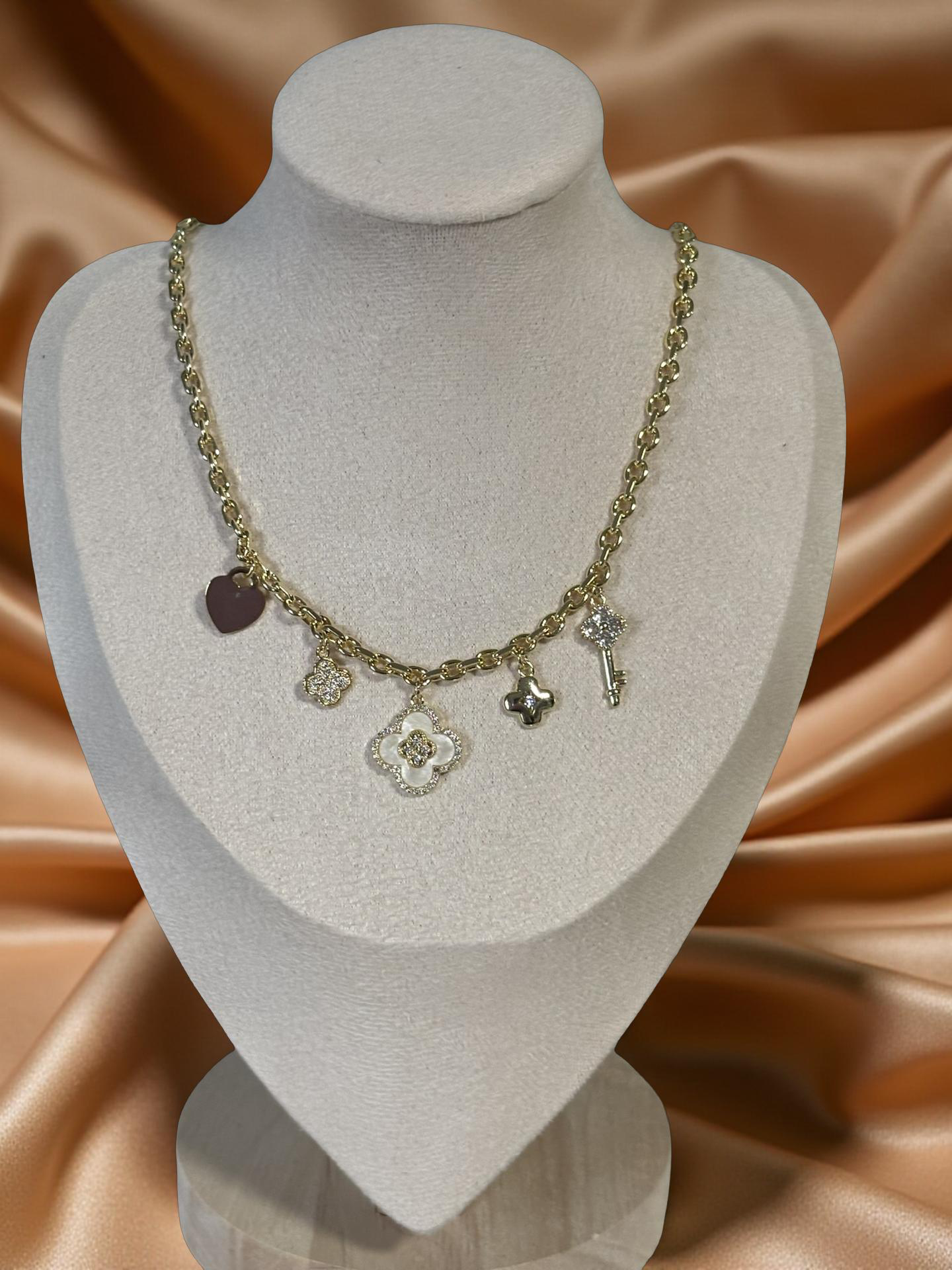 Clover Necklace